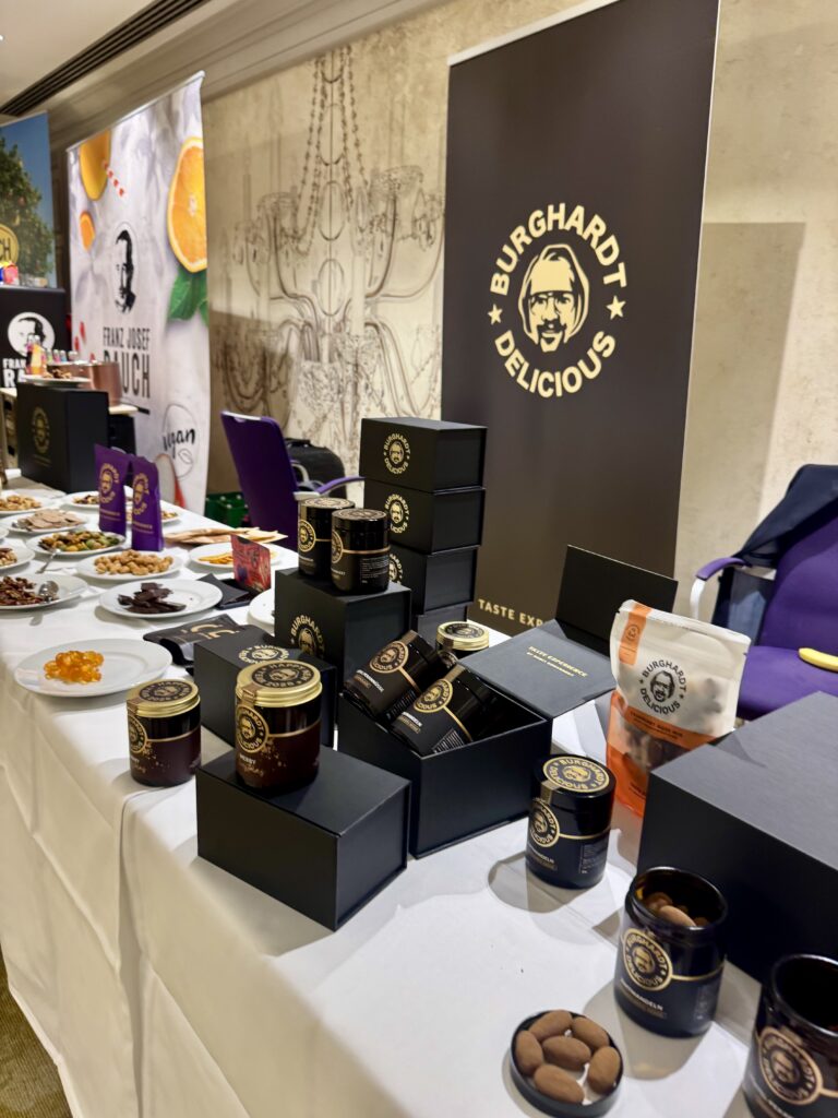 Denis Burghardt stellt seine Produkte von burghardt Delicious bei Marriott International vor