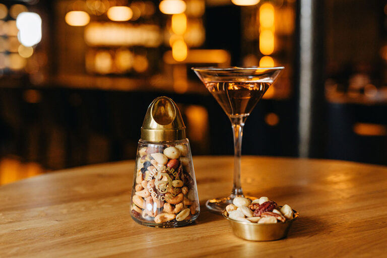 Barkultur bei Burghardt Delicious immer der passende Snack zum Drink